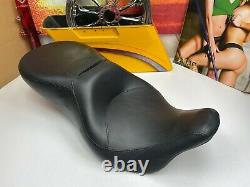 08-20 Harley Touring Reach Sundowner Road Street Electra Glide King Seat