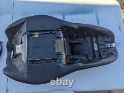 08-22 OEM Harley Touring Seat Road Glide Electra Glide Road King Street Glide