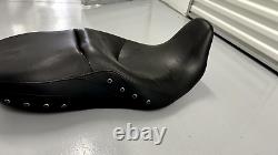 08-23 OEM Harley Touring Black Studded Road King Street Electra Glide Ultra Seat