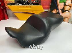 09-20 Harley Touring Reach Sundowner Road Street Electra Glide King Seat