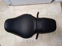 1997-2007 Harley OEM Road King Touring seat Street Glide seat 2004 2005 2006 99