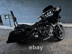 30'' Black Sissy Bar with Backrest for HD Touring Road King Street Glide 1997-2008