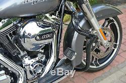 Engine Guard Highway Crash Bar Harley Road King Street Glide Cvo Touring 2009-20