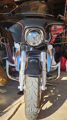 For Touring Road King Street Glide 09-later Engine Guard Highway Crash Bar 1.5
