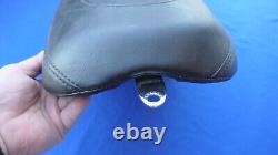 Genuine Harley Touring Ultra Classic CVO Street Road King Glide Seat 08-23