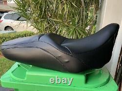 Harley Davidson 2009- 22 Touring Seat Road King, Street glide Road reupholstered