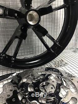 Harley Enforcer Wheels Glass Black 2014 -19 Road King Street Glide (exchange)