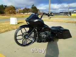 Harley bagger 32'' Outkast wheel street glide road king ultra classic