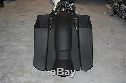 Harley bagger 6 stretched bags and fender street glide road king ultra classic