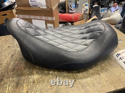 Mustang 76694 Wide Tripper 2008^ Harley Road King Street Glide FLH Bagger solo