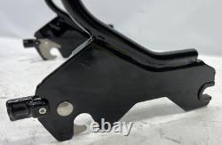 Barre de support passager détachable Genuine Harley Road King Street Glide