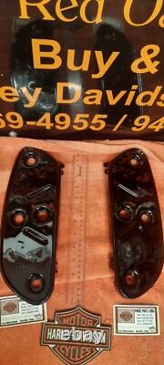 OEM Harley 04-24 Road King/Street Glide Panneau de repose-pieds latéral gauche/droit Swept Wing