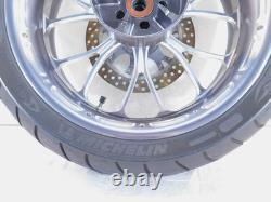 Roue Jante Arrière de Performance Machine pour Harley Road King Street & Electra Glide