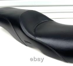 Selle 2 places Saddlemen 97-07 Road King Street Glide Harley Dégagement des barres de protection arrière
