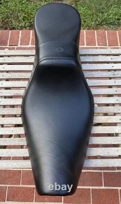 Selle Badlander OEM Harley Davidson Touring 1997-2007 Road King Street Glide