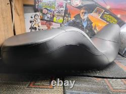 Selle basse OEM Harley-Davidson Touring 51738-08 Road King Street Glide 2008+