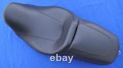 Siège Genuine Harley Touring Ultra Classic CVO Street Road King Glide 08-23