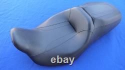 Siège authentique Harley Touring Street Road King Glide Ultra Classic CVO 2008-2023