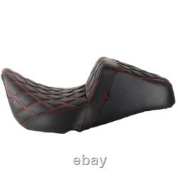 Siège avec couture rouge pour Harley Street Glide FLHX 2006-07 / Road King FLHR 1997-2007